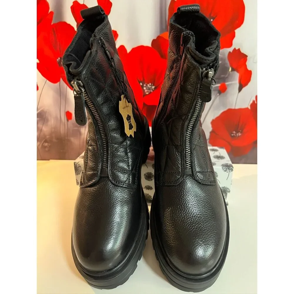 Alberto Torresi Size 38 (W7) Quilted ankle boots. NWT.